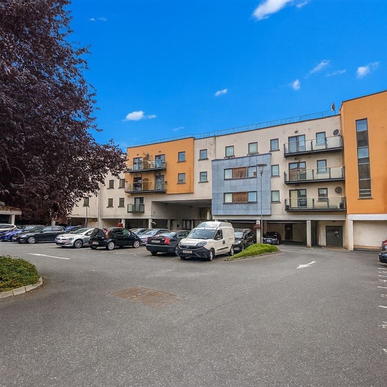 12 The Arches, Barrack Street, Co. Kilkenny