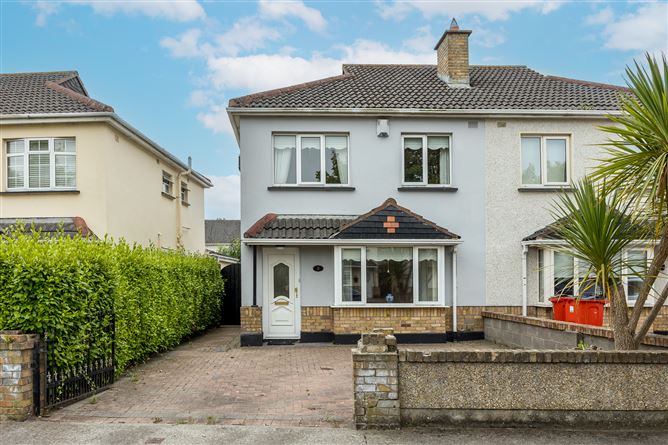 8 Woodlawn Walk, Santry, Dublin 9