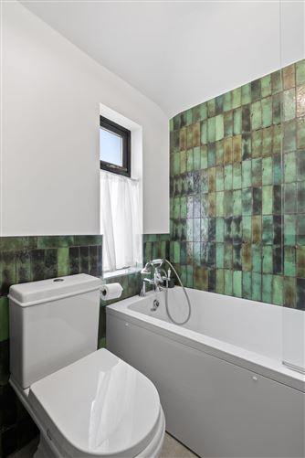 122 Curlew Road, Drimnagh, Dublin 12