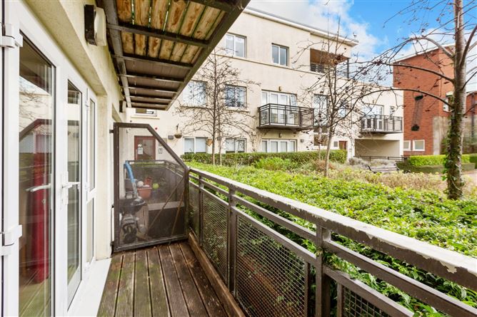 21 Carmichael Hall, St Columbanus Road, Dundrum, Dublin 14