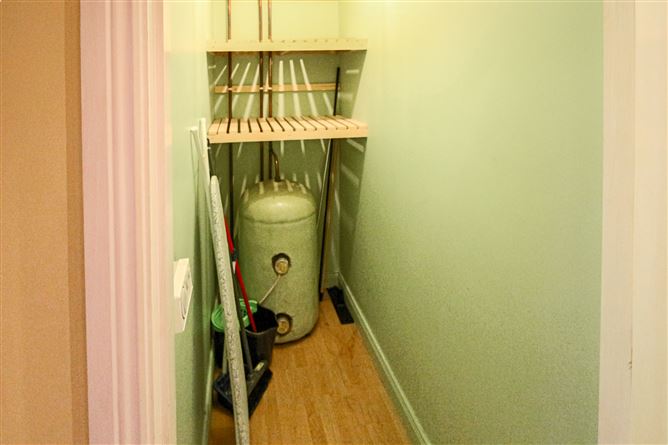 12 Sinnan Apartments, Summerhill, Carrick-On-Shannon, Co. Leitrim