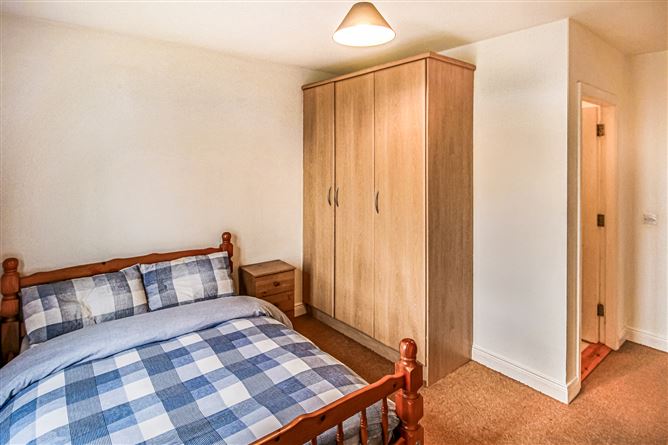 12 Sinnan Apartments, Summerhill, Carrick-On-Shannon, Co. Leitrim