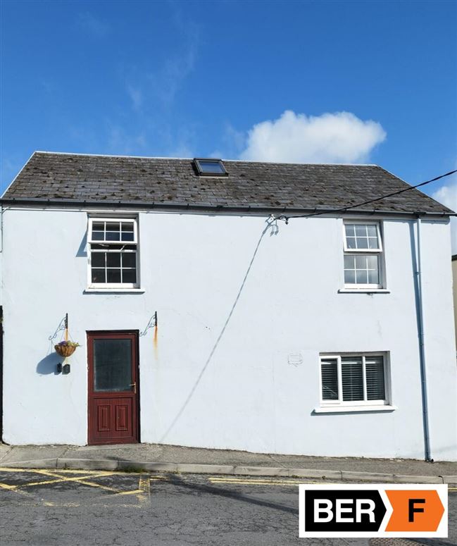 Hulk Street, Clifden, Galway
