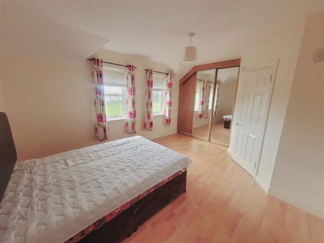 27 Townparks, Carrick-on-Shannon, Leitrim