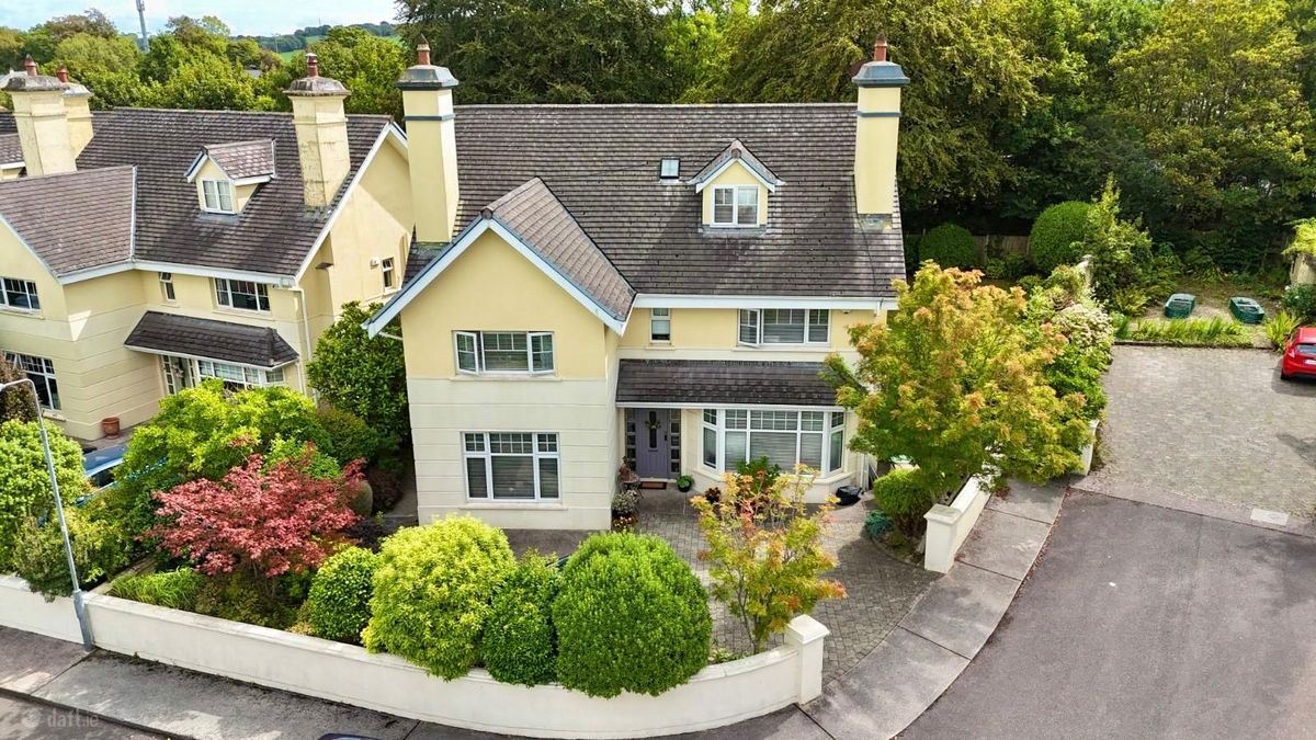 9 Dewberry, Mount Oval Village, Rochestown, Co. Cork, Cork City, Cork