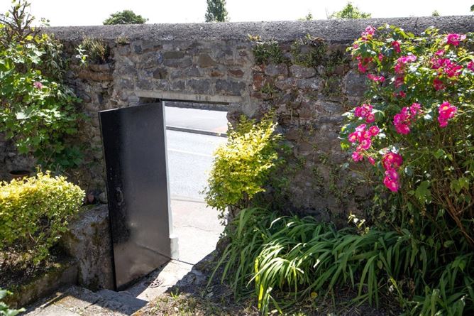 "Noreville", Dublin Road, Kilkenny