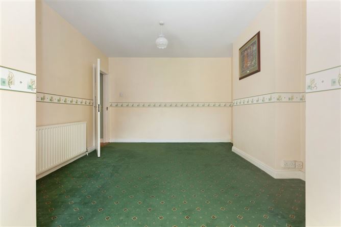 34 Tonlegee Road, Coolock., Dublin 5.