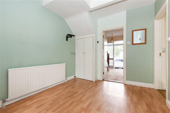34 Tonlegee Road, Coolock., Dublin 5.