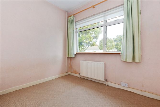 34 Tonlegee Road, Coolock., Dublin 5.