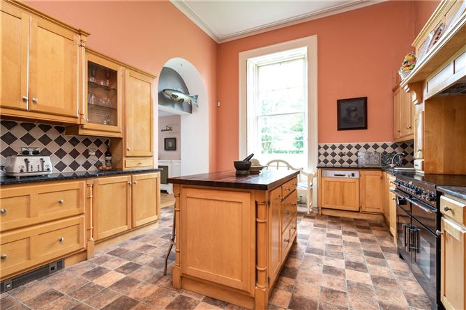 Brownstown Estate, Brownstown, Navan, Co. Meath