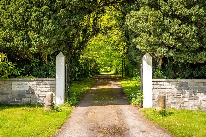 Brownstown Estate, Brownstown, Navan, Co. Meath
