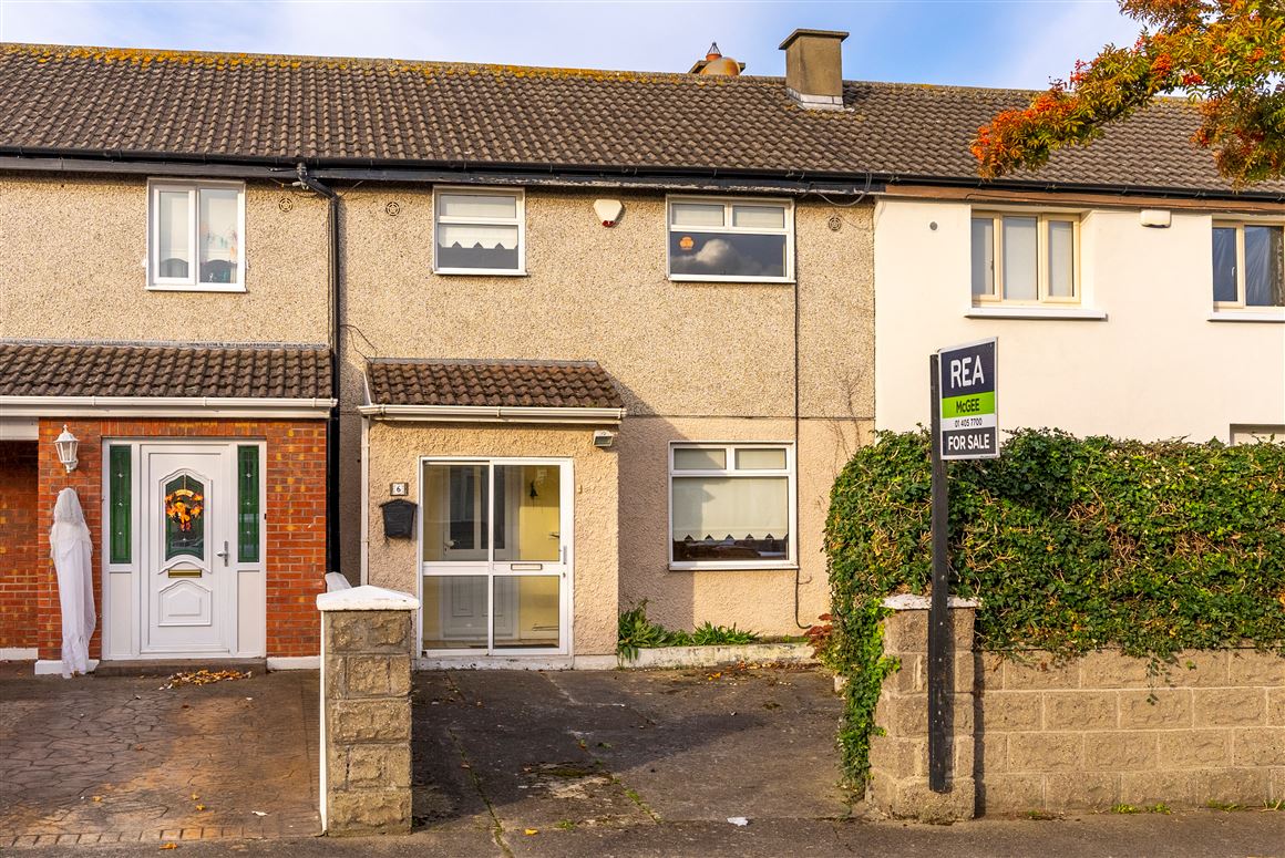 6 Castle Lawns, Tallaght, Dublin 24 REA McGee 4745659 MyHome.ie