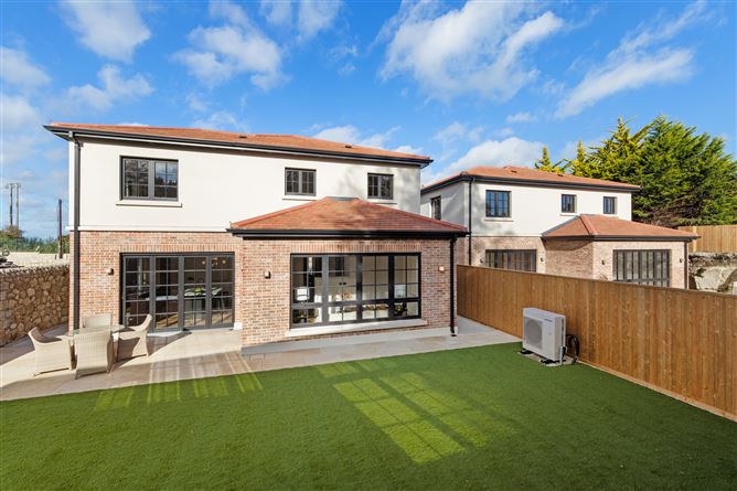 2 Lamb Doyle, Blackglen Road, Sandyford, Dublin 18