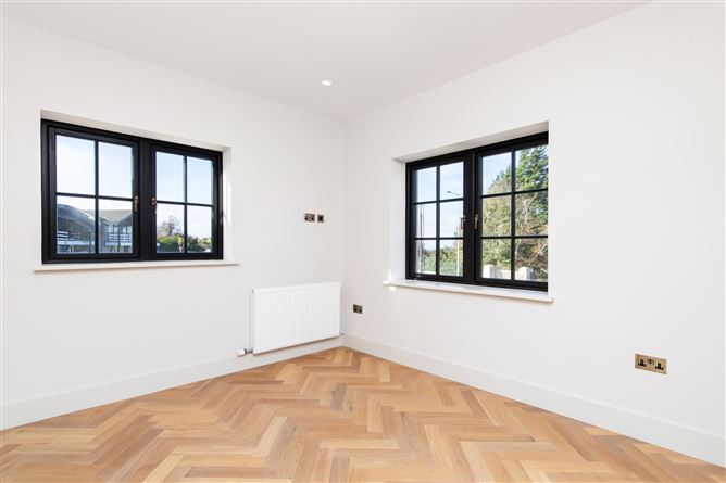 2 Lamb Doyle, Blackglen Road, Sandyford, Dublin 18