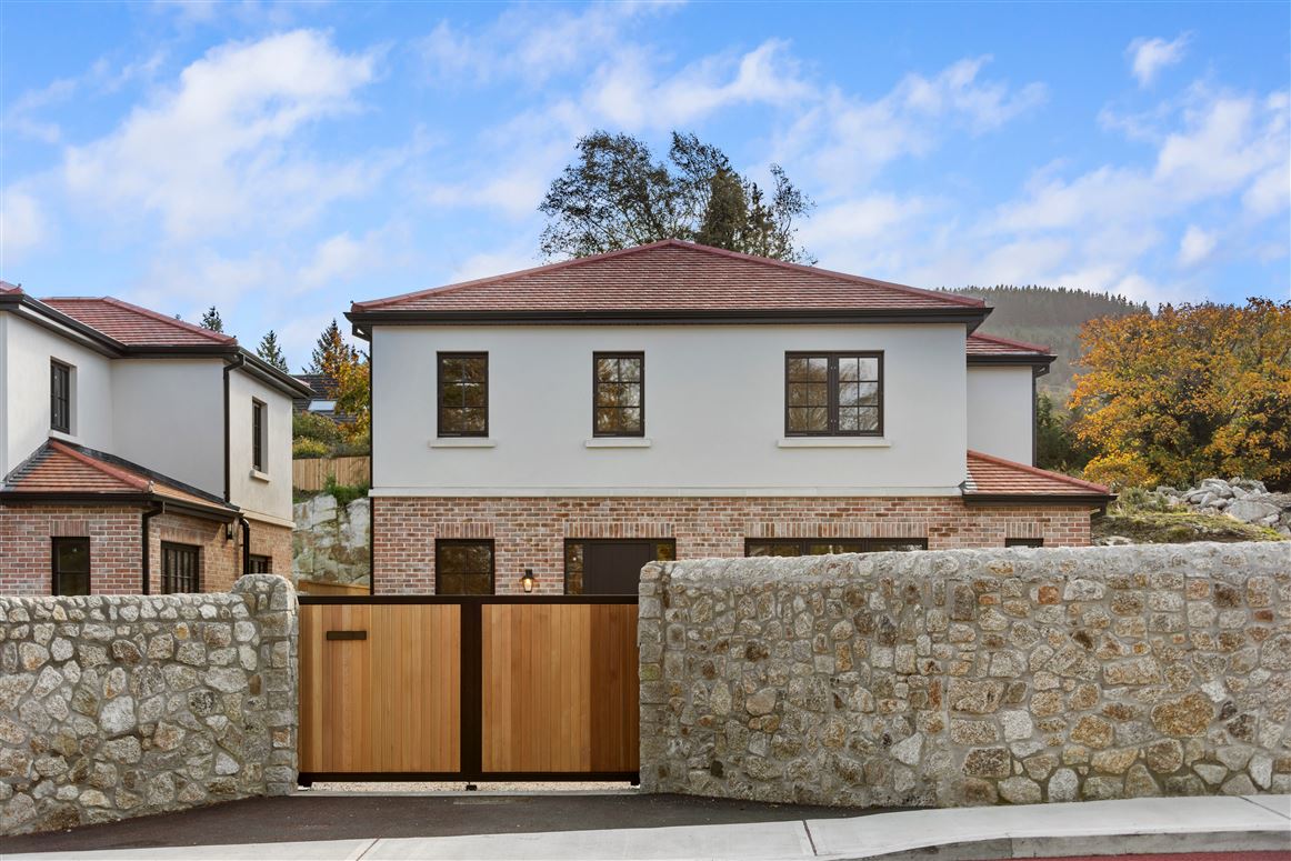 2 Lamb Doyle, Blackglen Road, Sandyford, Dublin 18