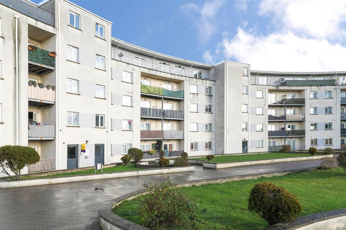 104, Block C, Aras na Cluaine, Clondalkin, Dublin 22