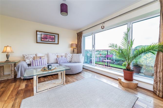 12 Sallins Town Centre, Clane Road, Sallins, Co. Kildare