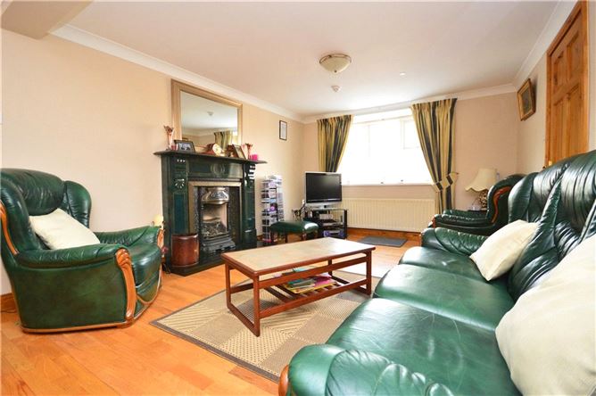 Teach Gleann Ceo, Main Street, Doochary, Co. Donegal