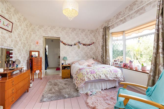 Villa Neuva, Main Street, Clonee, Co. Meath