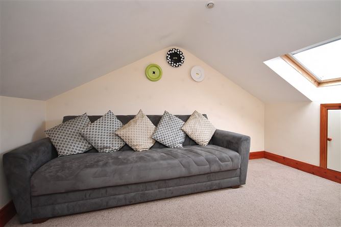 77 Forest Drive, Kingswood, Dublin 24