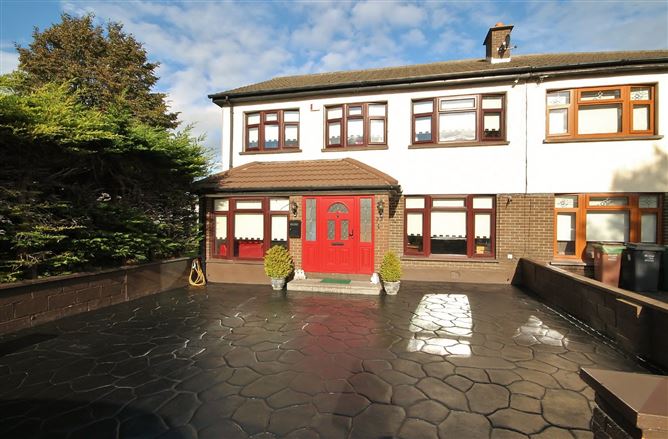 77 Forest Drive, Kingswood, Dublin 24