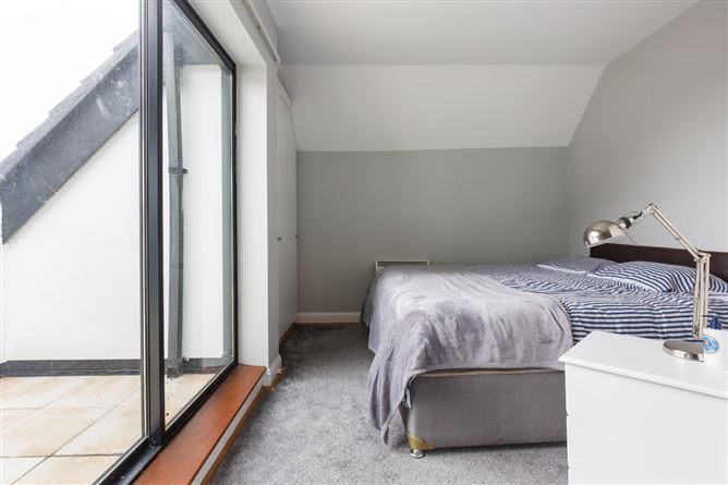 13 The Willows, Blackrock, Co. Dublin