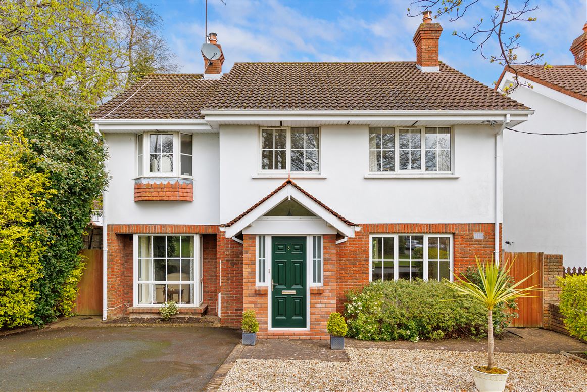 8 Cairn Hill, Westminster Road, Foxrock, Dublin 18