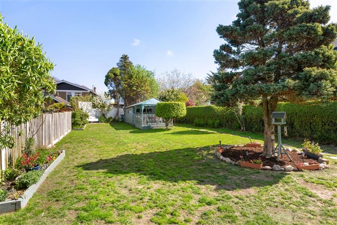 50 St Patricks Park, Stepaside, Dublin 18
