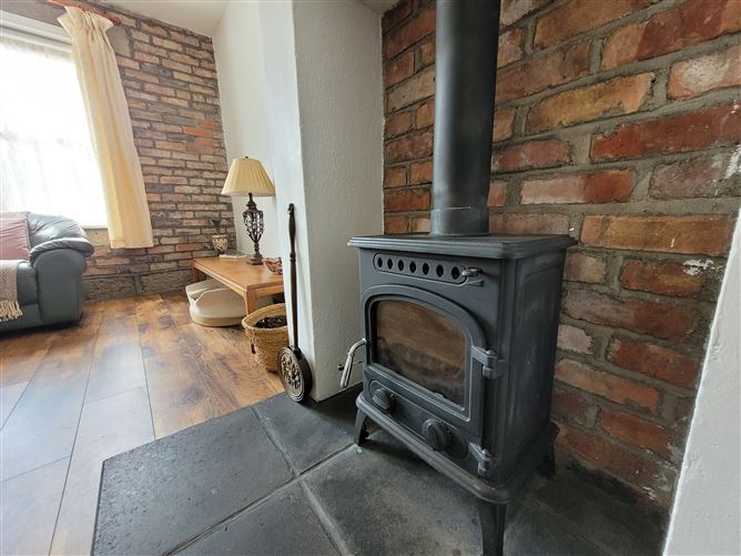 8 Creveen Terrace, Drogheda, Louth