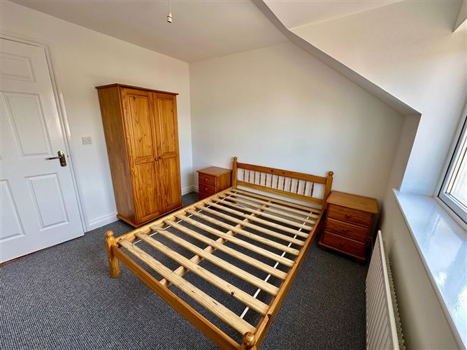 25 Cherrytree Park, Riverstown, Co. Sligo