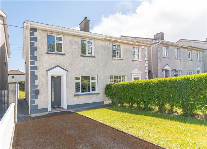 main photo for 102 Dangan Heights, Galway, Newcastle, Co. Galway