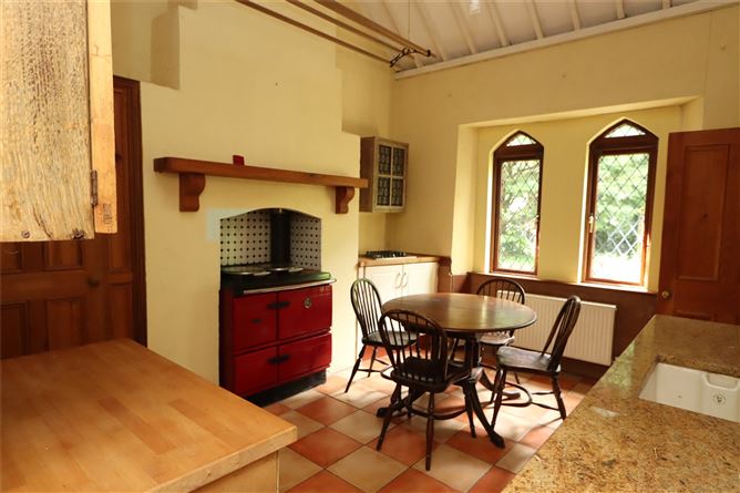 Middle Lodge, Solsborough, Enniscorthy, Co. Wexford.