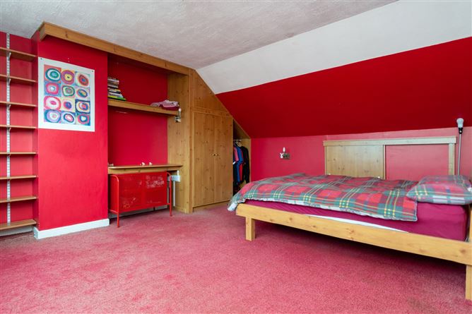 20 St Brendan's Crescent, Greenhills, Dublin 12