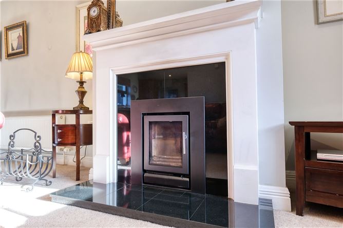 13 Druid Glen, White Linen Woods, Longford