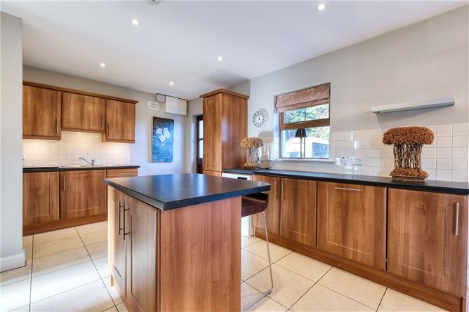 13 Druid Glen, White Linen Woods, Longford