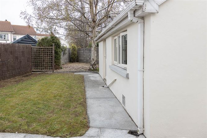 124 Kimmage Road West, Kimmage,   Dublin 12