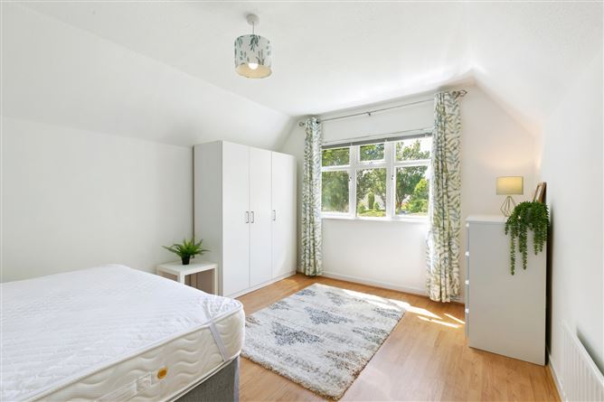 99 Hillcrest Drive, Lucan, Co. Dublin