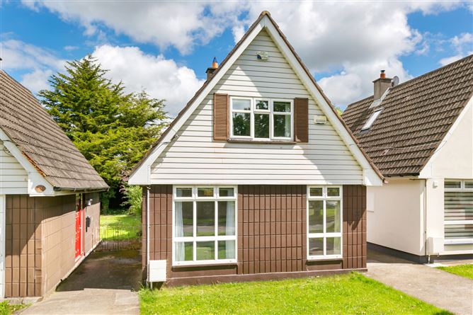 99 Hillcrest Drive, Lucan, Co. Dublin
