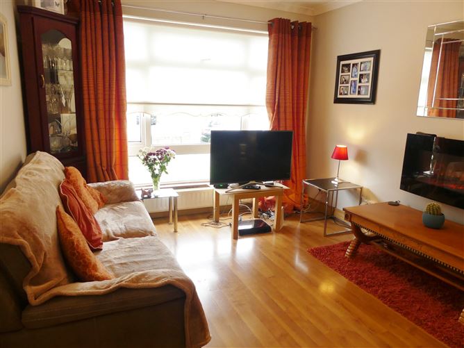 1, Fernwood Close, Springfield, Tallaght, Dublin 24 Tom Maher & Co