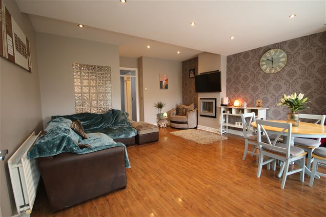 11 Latchford Park, Castaheany, Clonee, Dublin 15