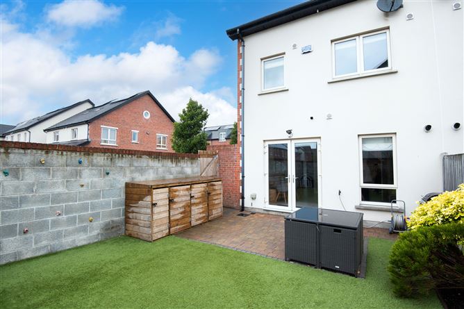 2 Parkside Crescent, Balgriffin,   Dublin 13