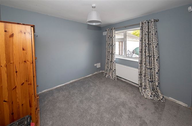 68 Silversprings, Dungarvan, Waterford