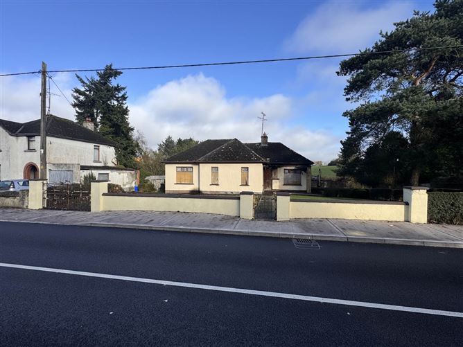 Station Road, Cootehill, County Cavan