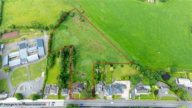 Station Road, Cootehill, County Cavan