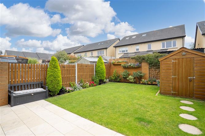 Photo 34 of 39 — 29 Dodderbrook Avenue, Ballycullen, Dublin 24