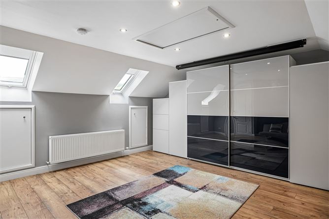 Photo 30 of 39 — 29 Dodderbrook Avenue, Ballycullen, Dublin 24