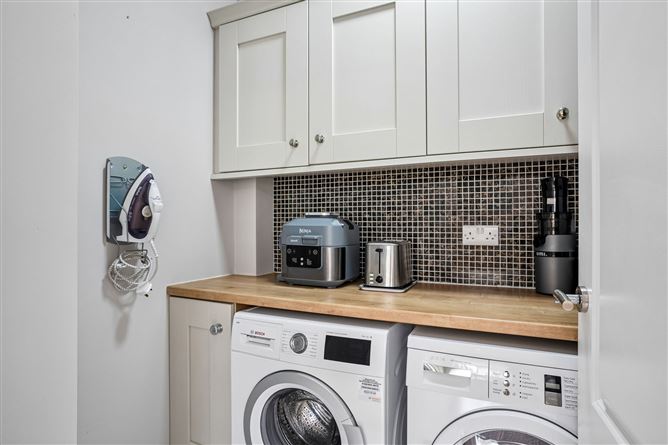 Photo 13 of 39 — 29 Dodderbrook Avenue, Ballycullen, Dublin 24