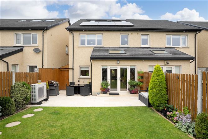 Photo 35 of 39 — 29 Dodderbrook Avenue, Ballycullen, Dublin 24