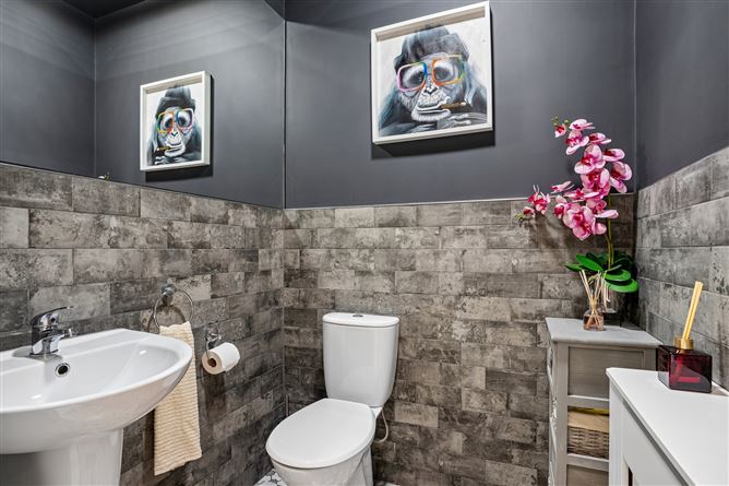Photo 17 of 39 — 29 Dodderbrook Avenue, Ballycullen, Dublin 24