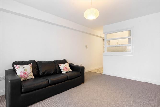 38 The Yeats, Gresham House, Cathal Brugha Street, Dublin 1